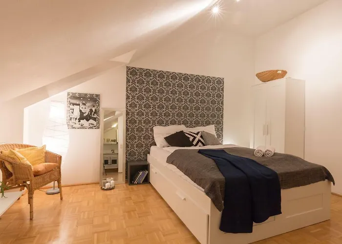 Station Apartment Vienna